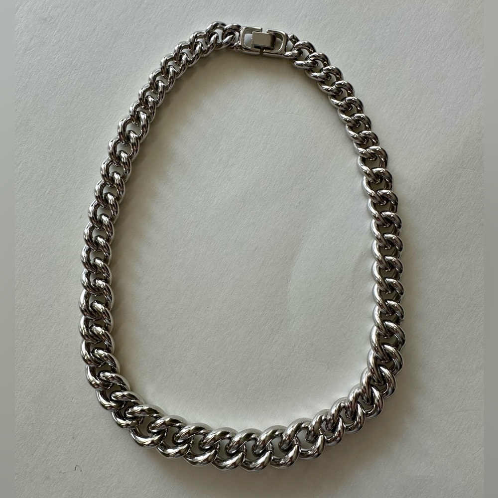 Graduated Cuban Chain Necklace 18”